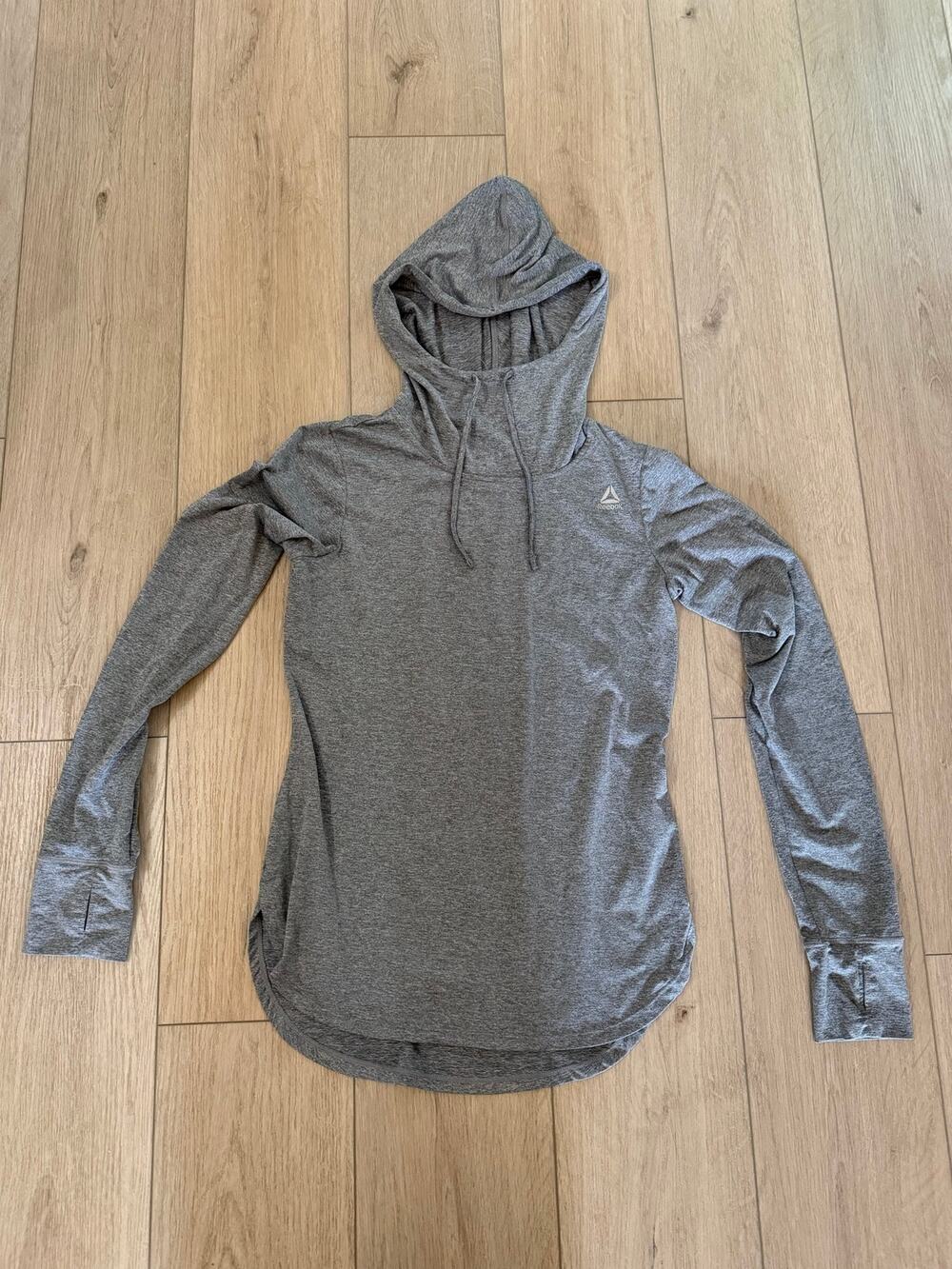 Reebok Women's Gray Hooded Long Sleeve Athletic Shirt Sz XS